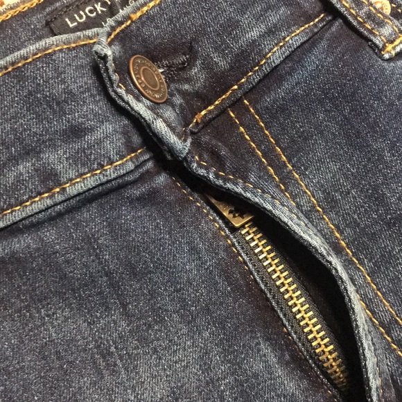 🎁Lucky Brand 412 Athletic Slim Jeans | NWT! - Picture 5 of 8